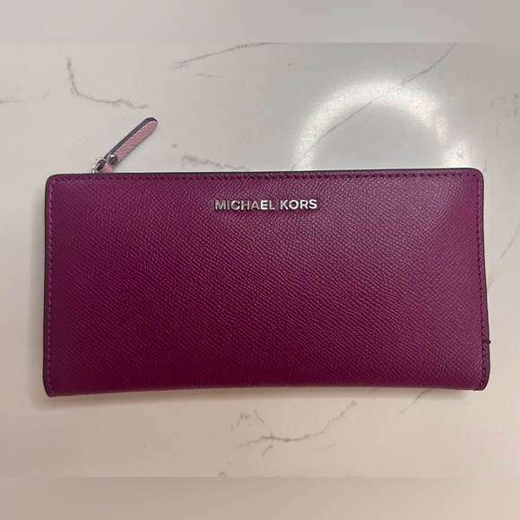 Michael Kors Wallet- NWOT - Picture 12 of 16